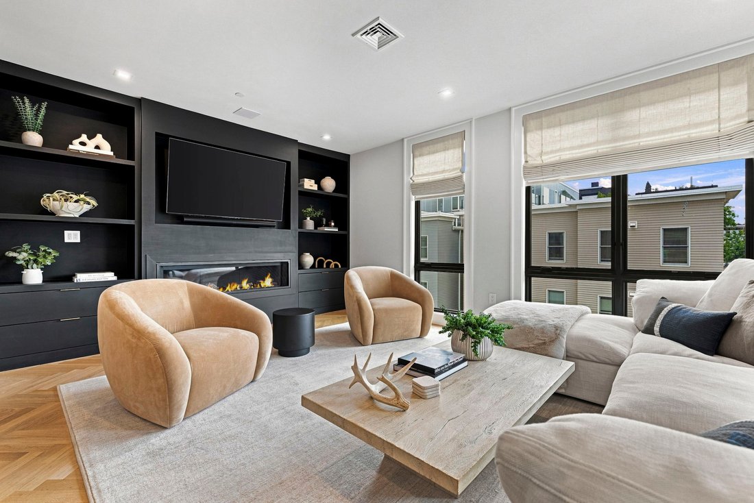 Condo in Boston, Massachusetts, United States 2 - 18550455