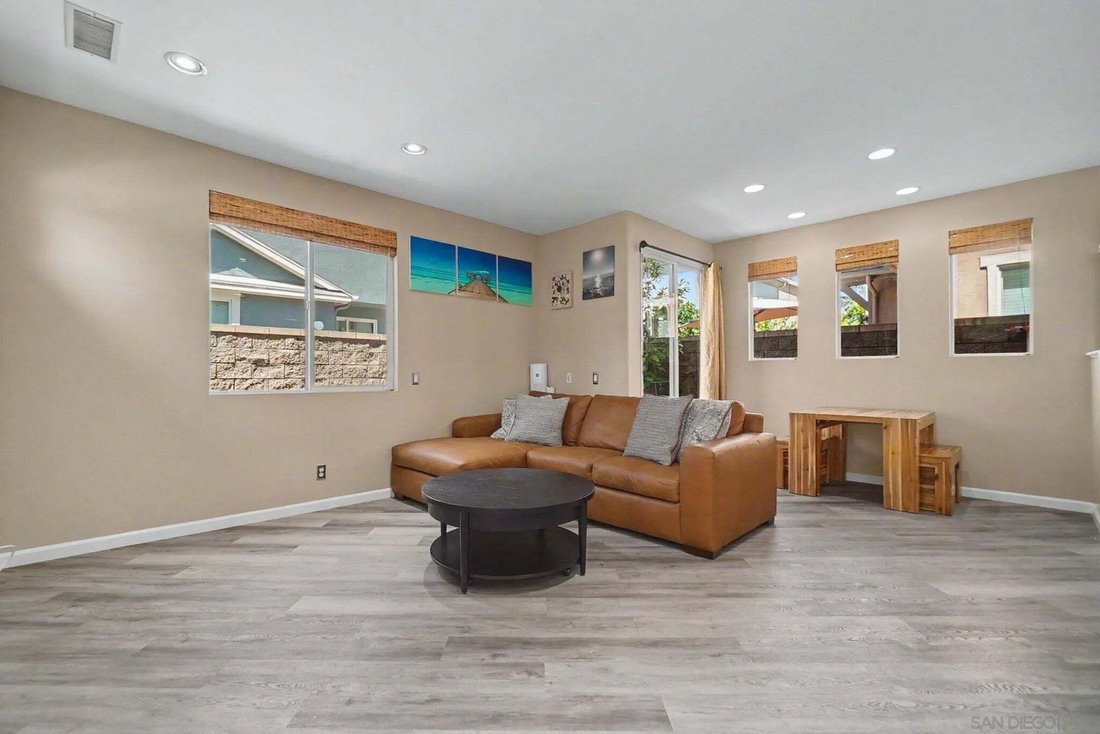 Condo in Tustin, California, United States 4 - 18552577