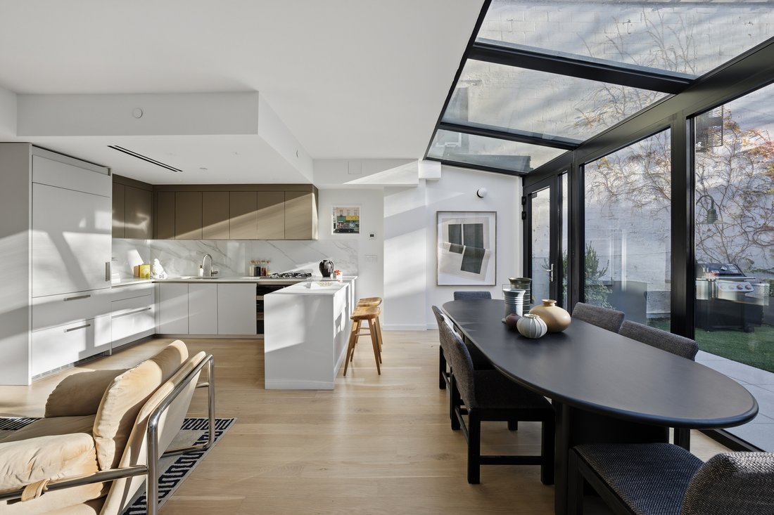 Condo in New York, New York, United States 4 - 18553067