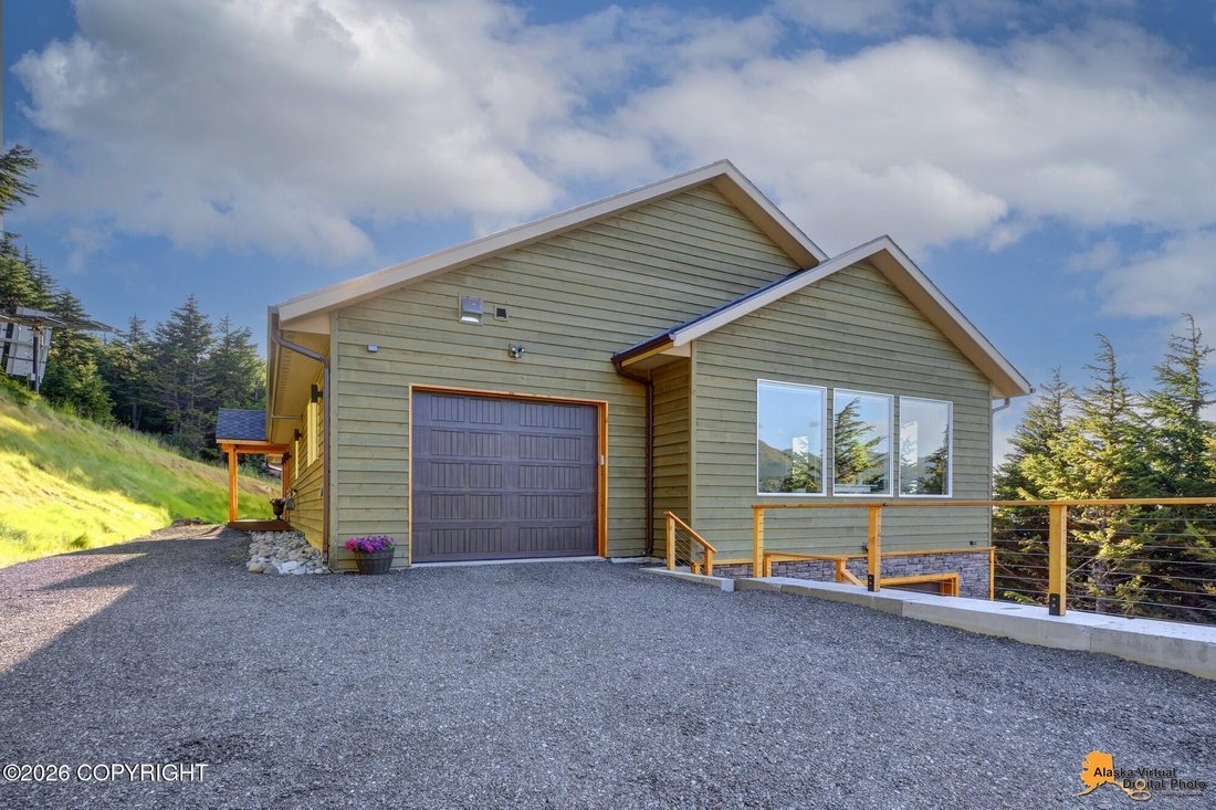 House in Anchorage, Alaska, United States 3 - 18176207