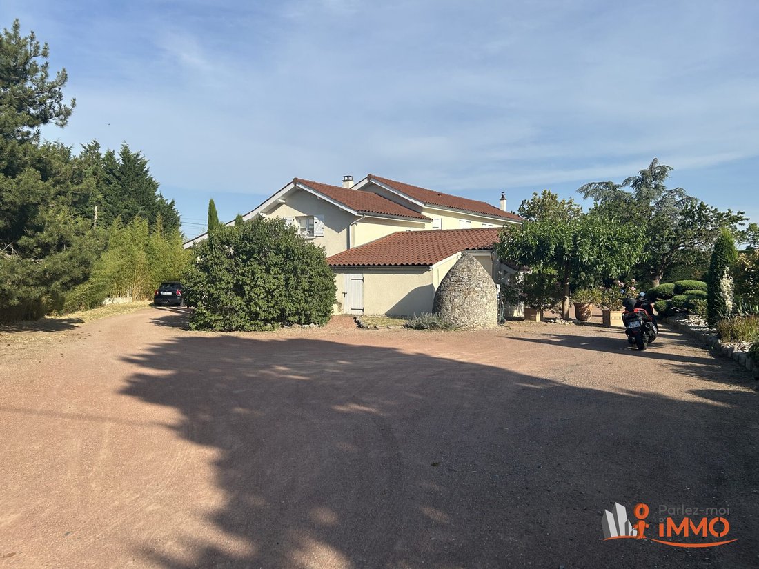 House in Estialet le Bouchet, Montbrison, France 2 - 18465476