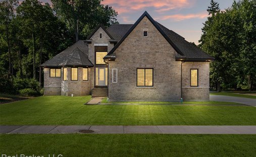 House in Utica, Michigan, United States 1