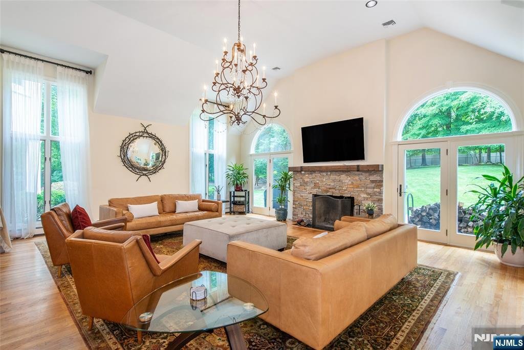 House in Saddle River, New Jersey, United States 4 - 18440399