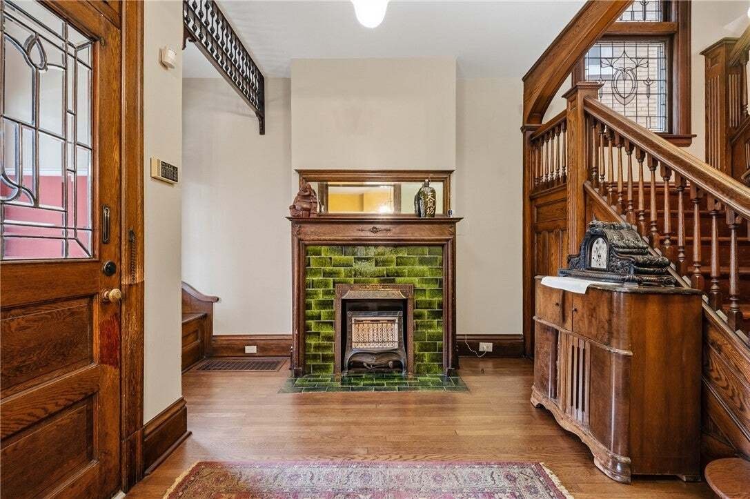 House in Pittsburgh, Pennsylvania, United States 5 - 18550864