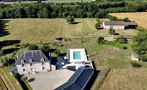 House in Romagne, Nouvelle-Aquitaine, France 1