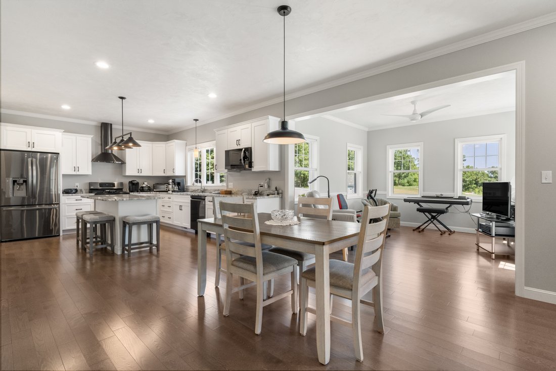 House in Blackstone, Massachusetts, United States 1 - 18550479