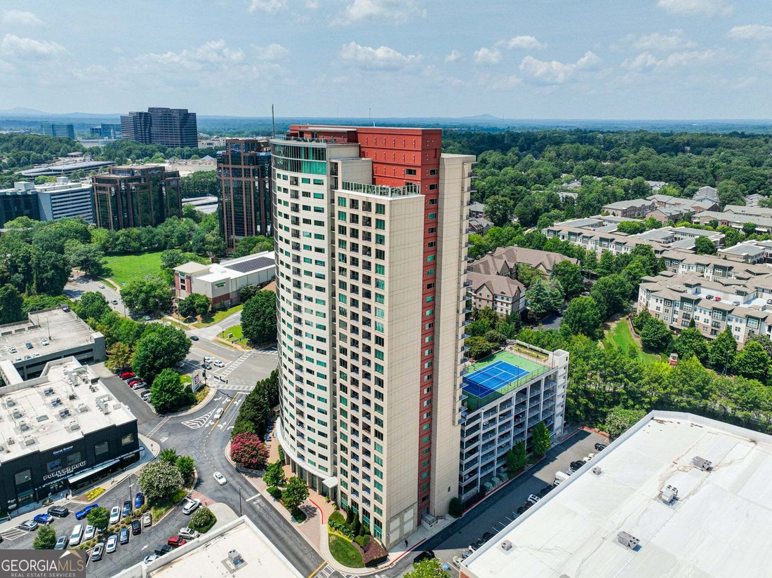 Condo in Dunwoody, Georgia, United States 1 - 18552450