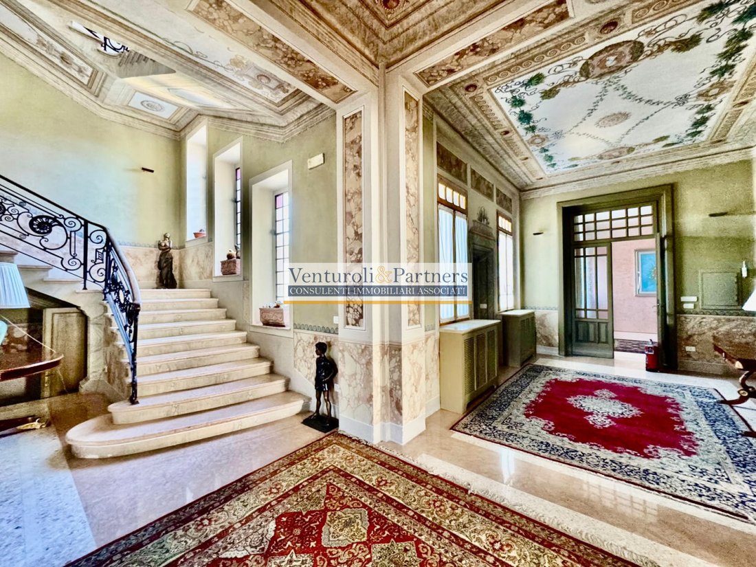 Estate in Esenta, Lonato del Garda, Lombardy 4 - 18553886