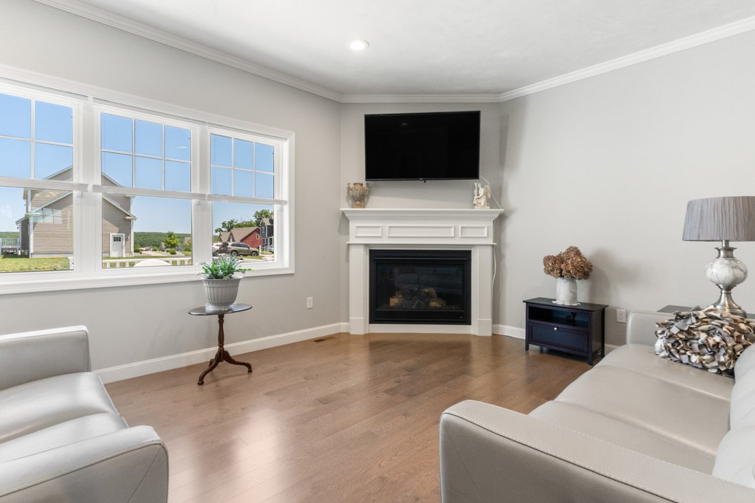 House in Blackstone, Massachusetts, United States 5 - 18550479