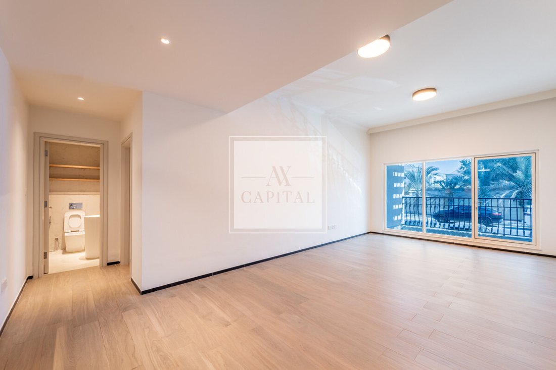 Apartment in Palm Jumeirah, Dubai, United Arab Emirates 1 - 18550005