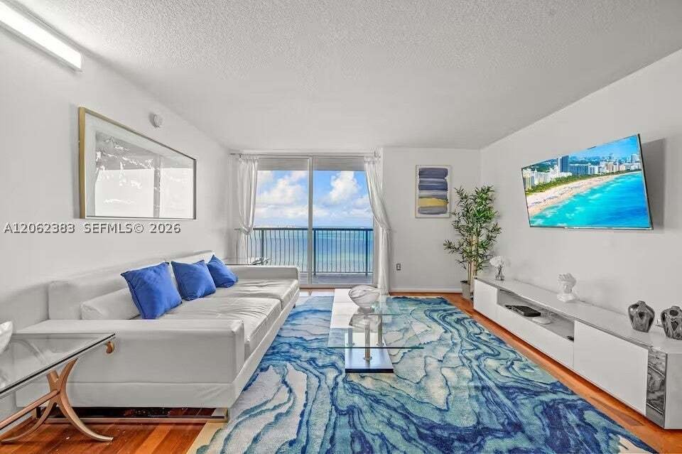 Condo in Miami, Florida, United States 2 - 18551895