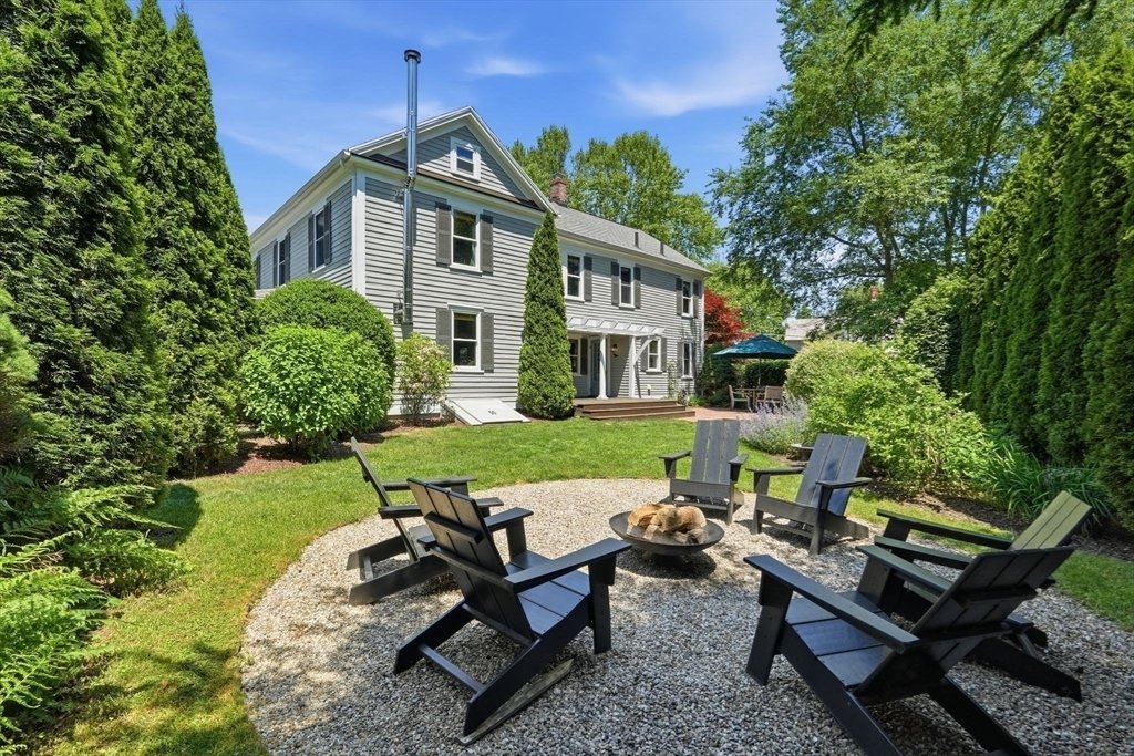 House in Northampton, Massachusetts, United States 2 - 18193631
