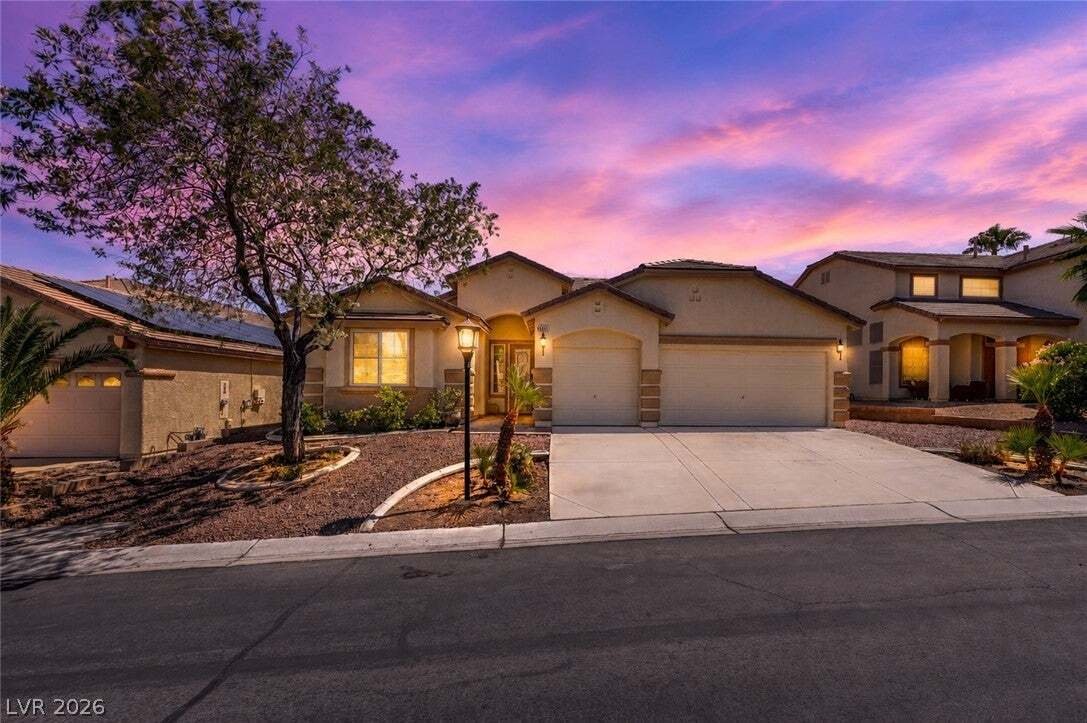 House in Las Vegas, Nevada, United States 1 - 18551079