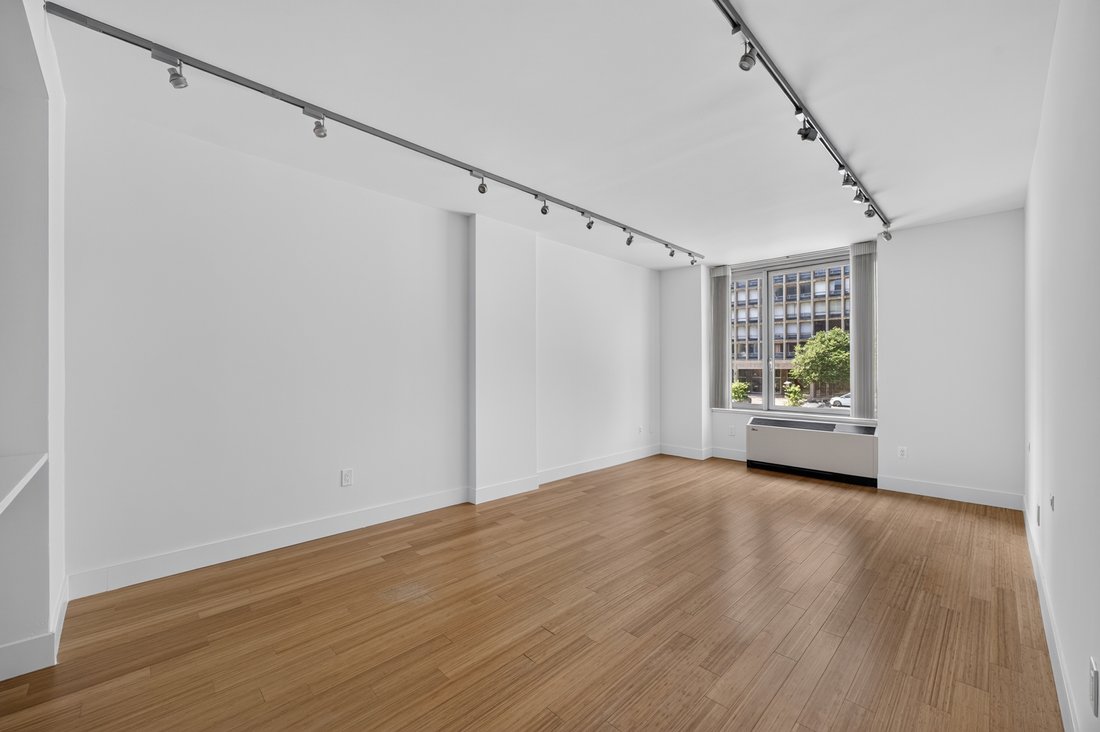 Condo in New York, New York, United States 2 - 18553087