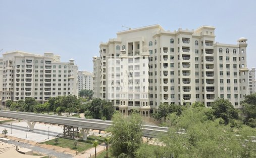 Apartment in Trade Centre, Dubai, United Arab Emirates 1