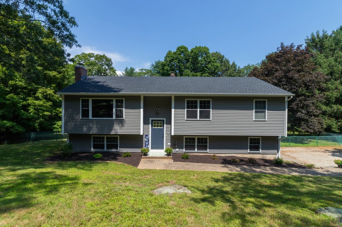House in Guilford, Connecticut, United States 2 - 18549435