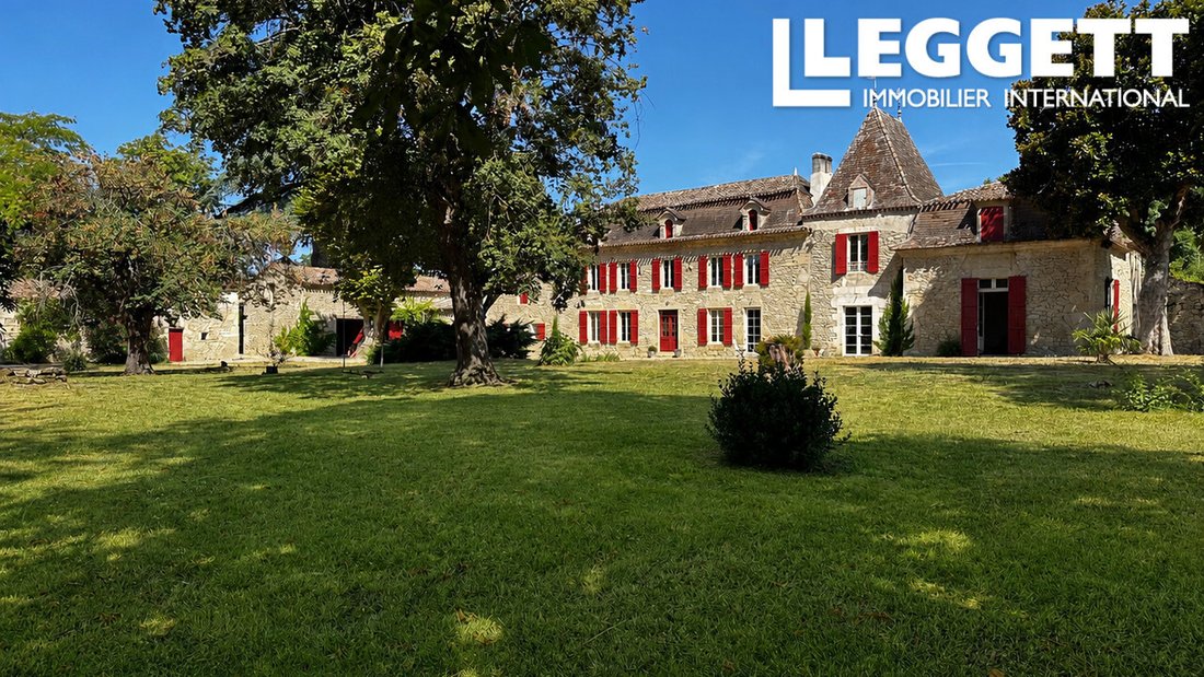 Castle in Fougueyrolles, Nouvelle-Aquitaine, France 1 - 17141106