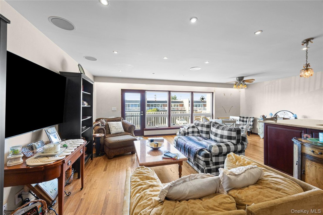 Condo in Long Beach, New York, United States 5 - 18550393