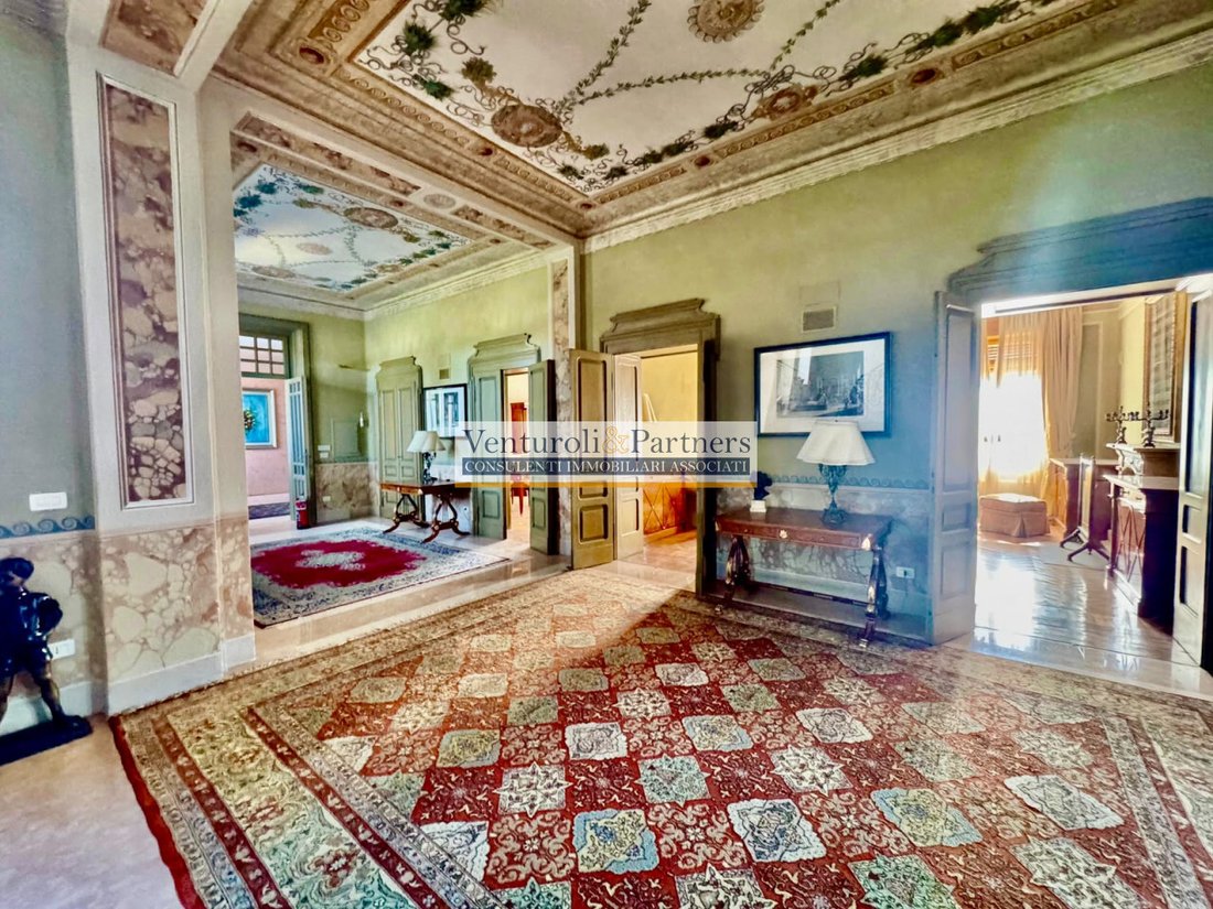 Estate in Esenta, Lonato del Garda, Lombardy 2 - 18553886