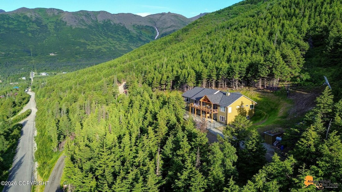 House in Anchorage, Alaska, United States 4 - 18176207
