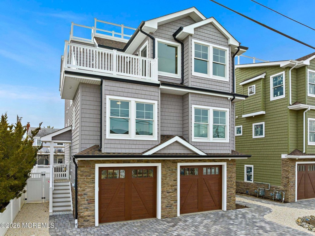 House in Ship Bottom, New Jersey, United States 2 - 18551382