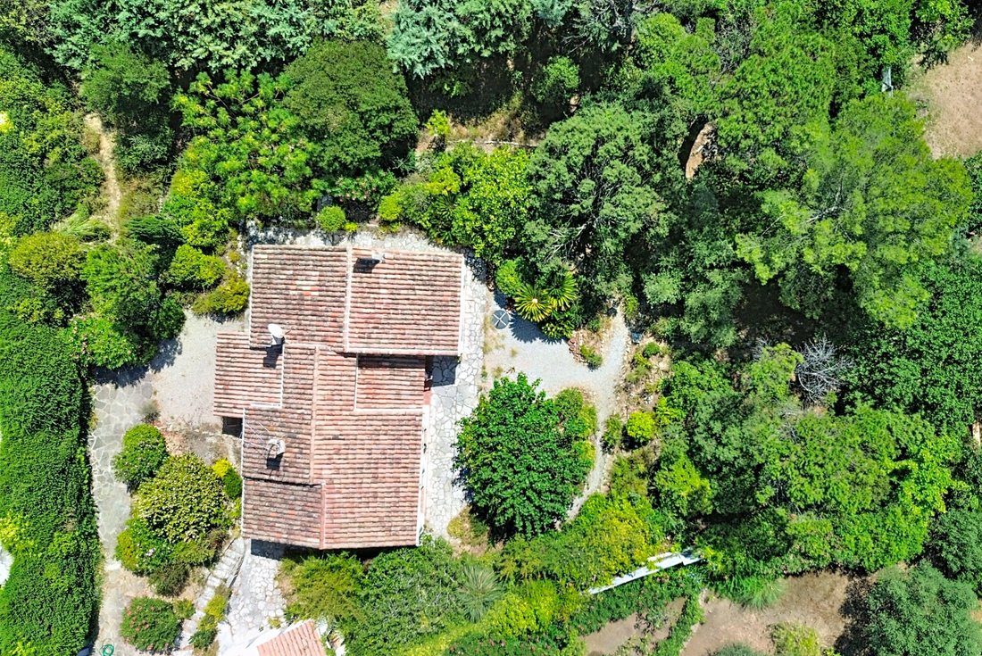 Villa in Exterieurs, Frejus, France 2 - 18520328
