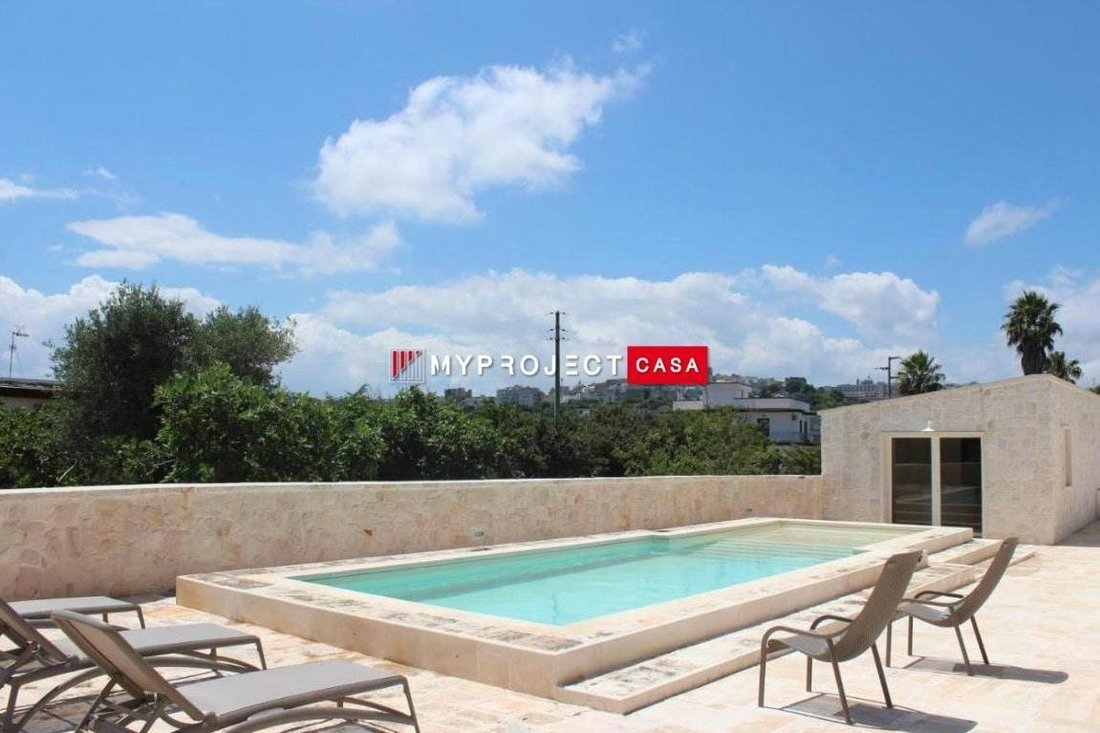 Chalet in Ceglie Messapica, Apulia, Italy 3 - 18553026