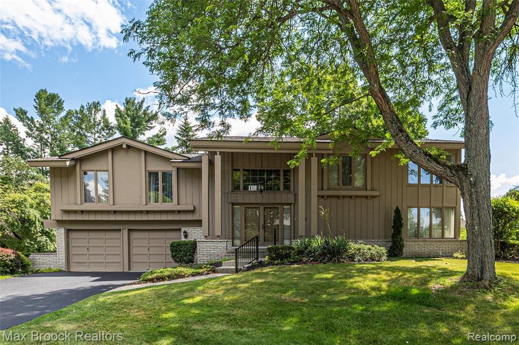 House in Orchard Lake Village, Michigan, United States 1 - 18551575