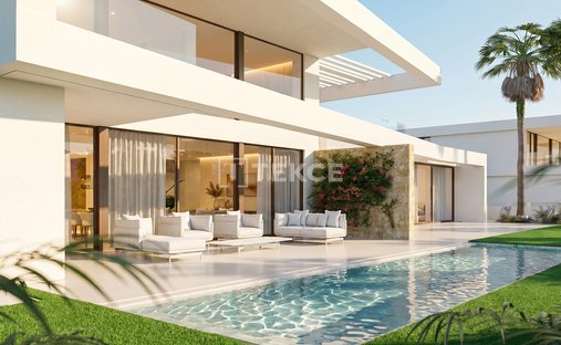 Villa in Monforte del Cid, Valencian Community, Spain 1