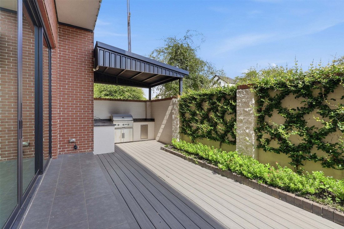 House in Houston, Texas, United States 4 - 18550717