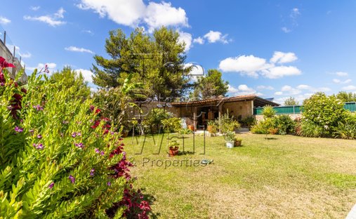 Villa in Povoa de Santa Iria e Forte da Casa, Lisbon, Portugal 1