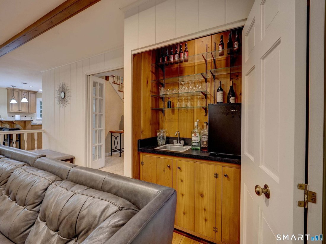 House in Avon, Connecticut, United States 4 - 18548994