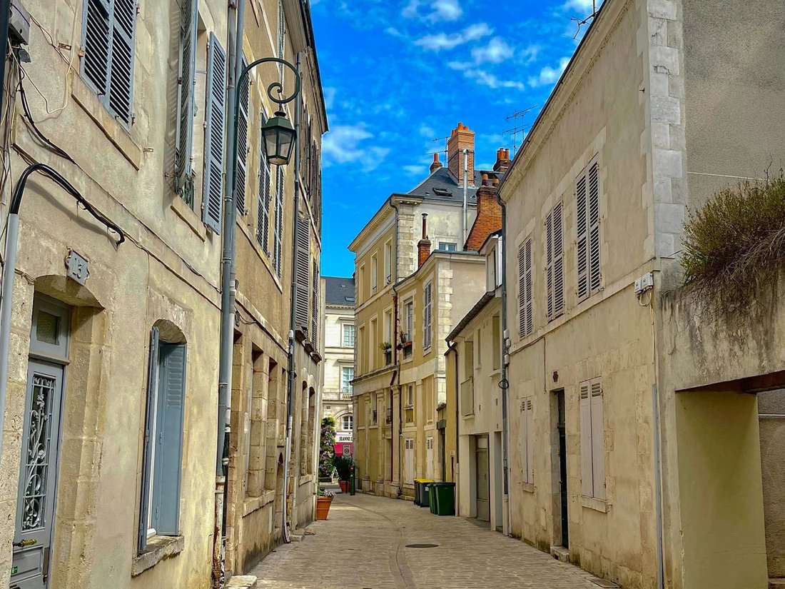 Bourgogne-Pasteur, Orleans, France 1 - 18549642