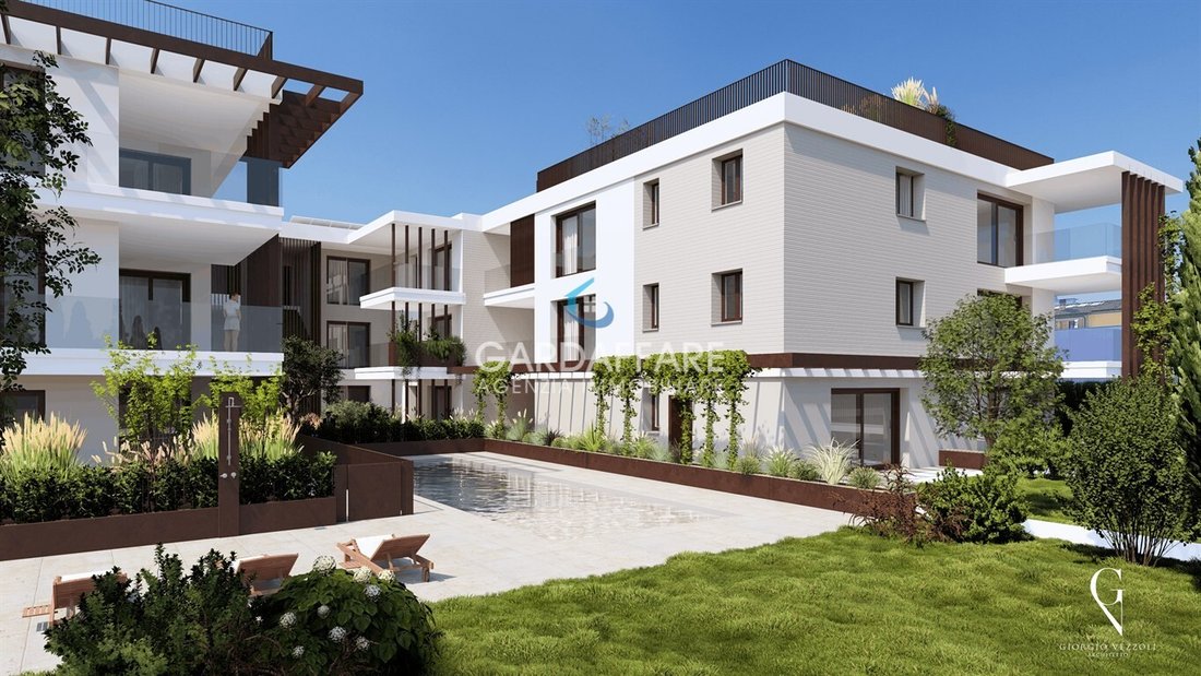 Apartment in Desenzanino, Desenzano del Garda, Lombardy 1 - 17523583