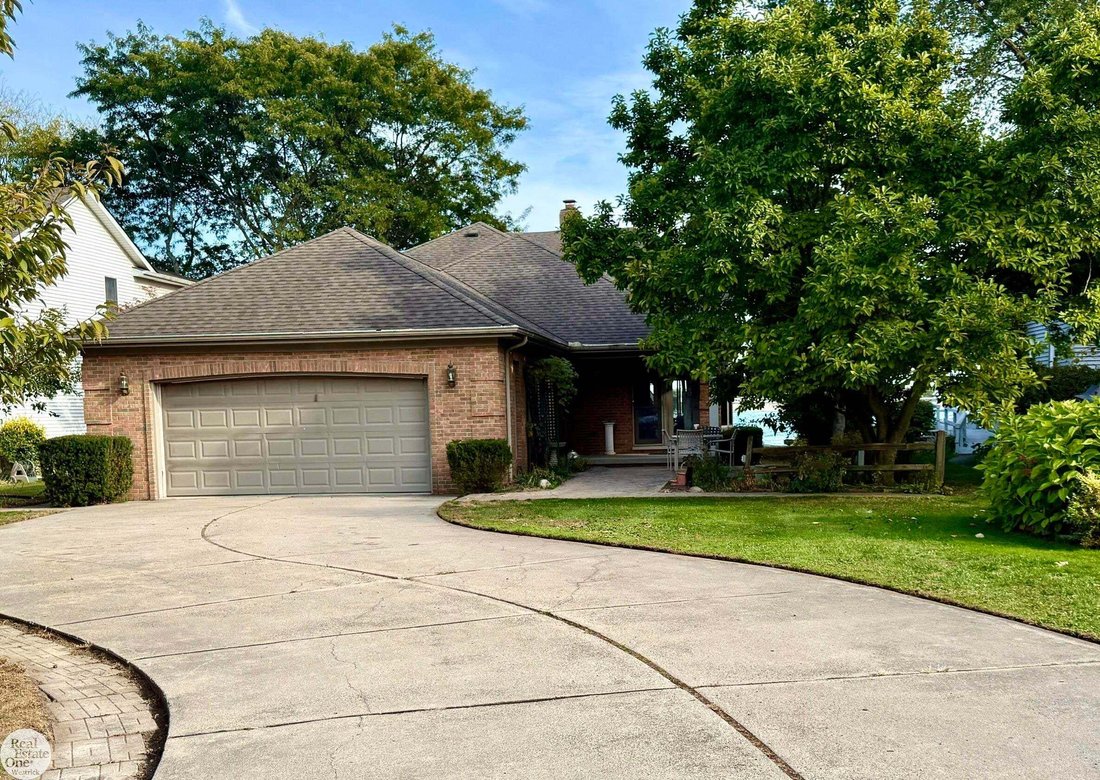 House in Marine City, Michigan, United States 1 - 18309649