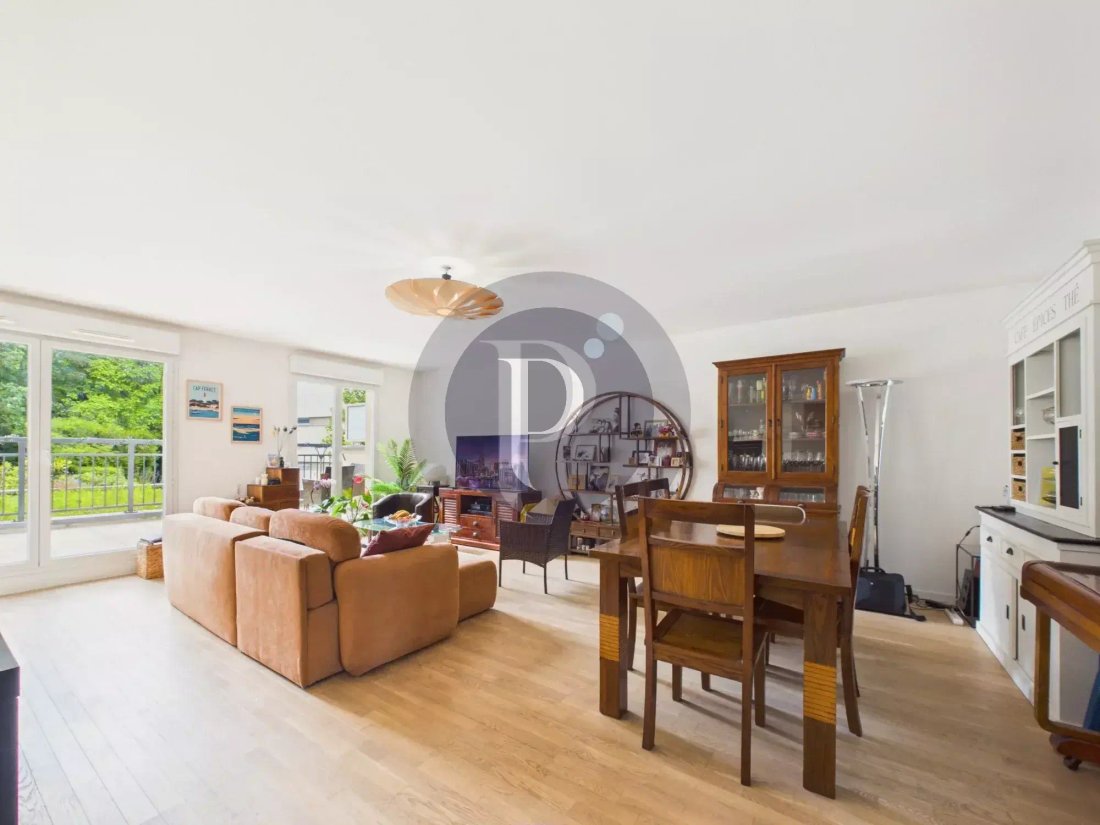 Apartment in Anatole France, Le Plessis-Robinson, France 2 - 18050114