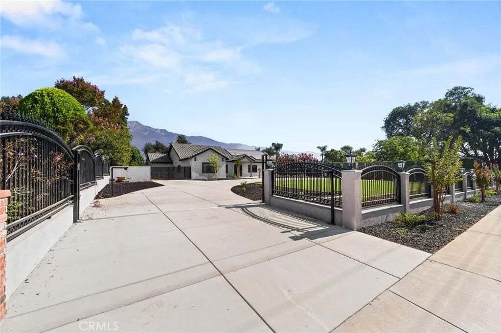 House in Rancho Cucamonga, California, United States 1 - 18548612