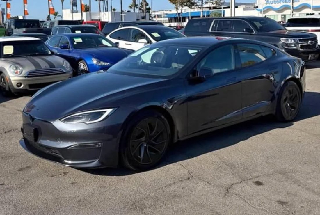 Sedan in Costa Mesa, CA, United States 2 - 18553809