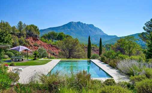 House in Le Tholonet, Provence-Alpes-Côte d'Azur, France 1
