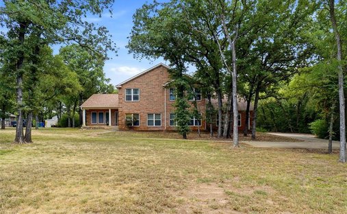 House in Cross Roads, Texas, United States 1