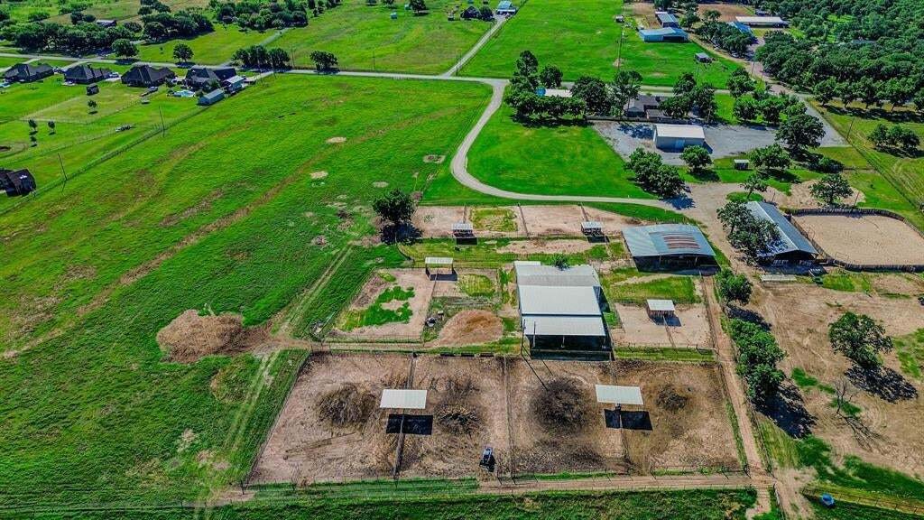 Farm Ranch in Weatherford, Texas, United States 3 - 18552824
