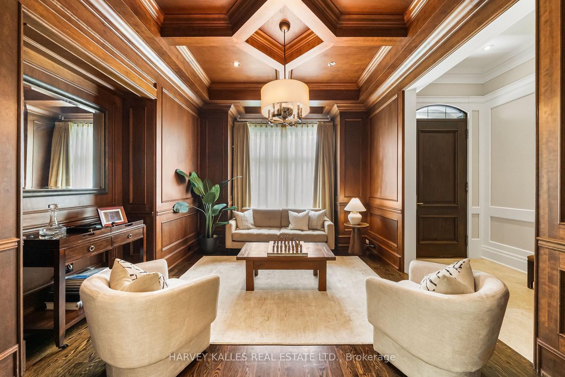 House in Toronto, Ontario, Canada 5 - 18554026