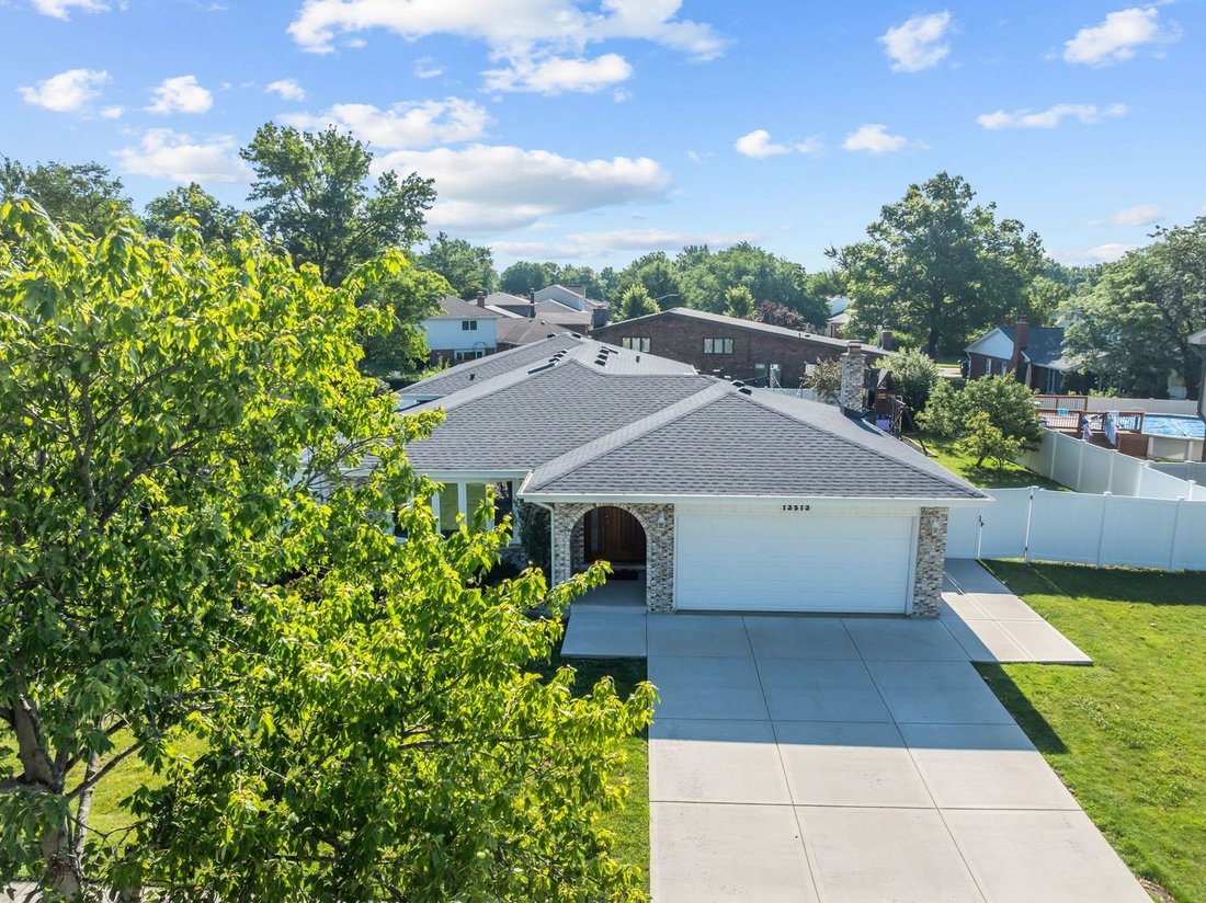 House in Orland Park, Illinois, United States 5 - 18552677