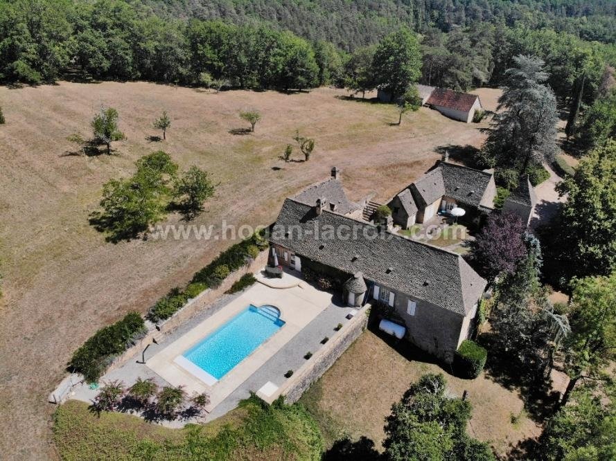 Estate in Sarlat-la-Canéda, Nouvelle-Aquitaine, France 1 - 18548550