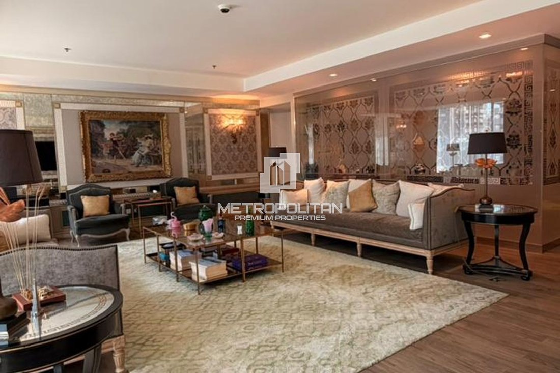 Apartment in DIFC / Dubai International Financial Centre, Dubai, United Arab Emirates 1 - 18550141