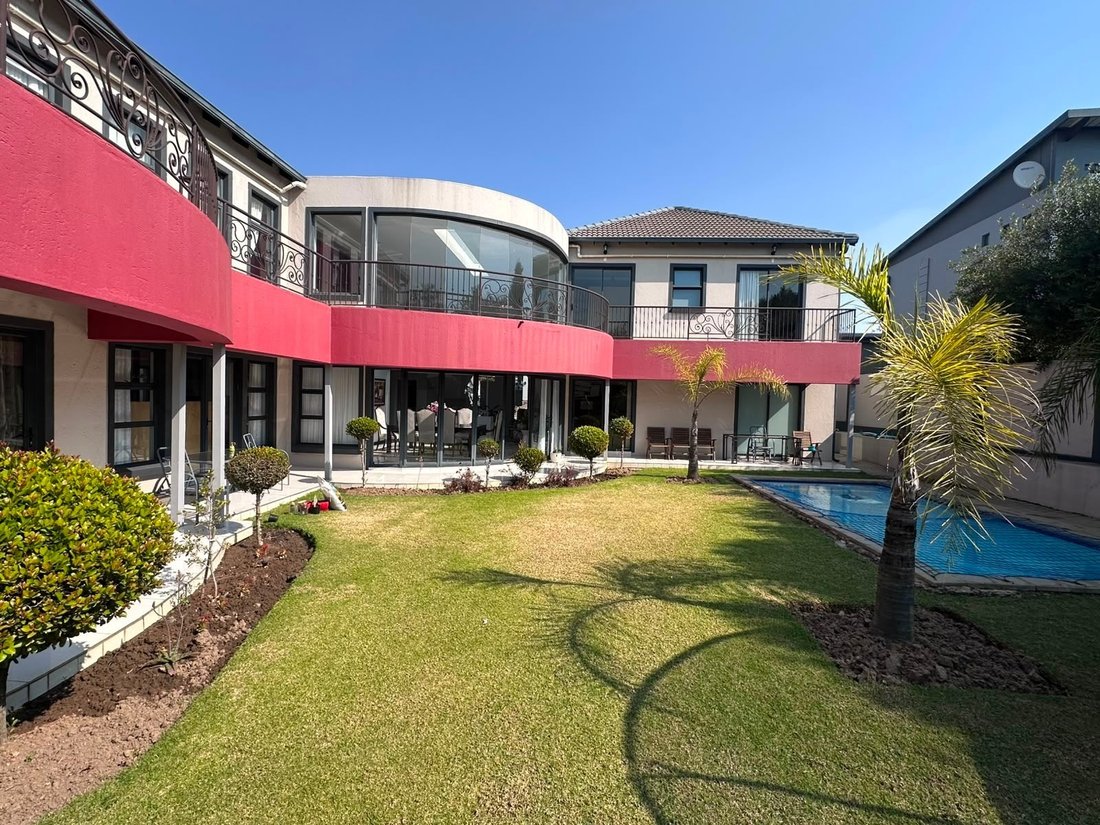House in Sunderland Ridge AH, Gauteng, South Africa 2 - 18550222