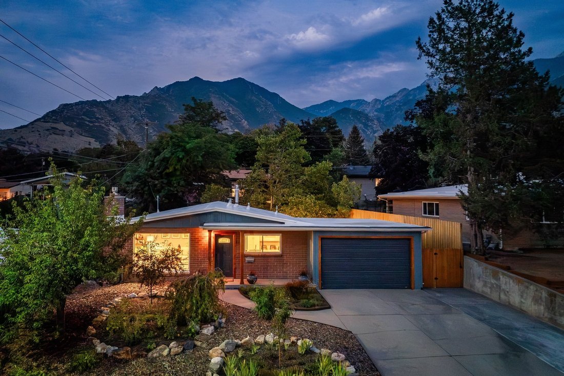 House in Holladay, Utah, United States 2 - 18550732