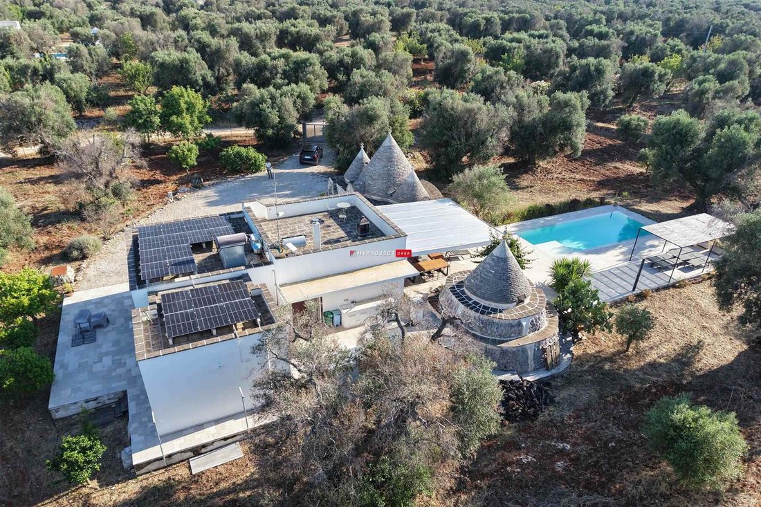 Villa in Belvedere- Sierri - Arrighi, Carovigno, Apulia 1 - 18552986