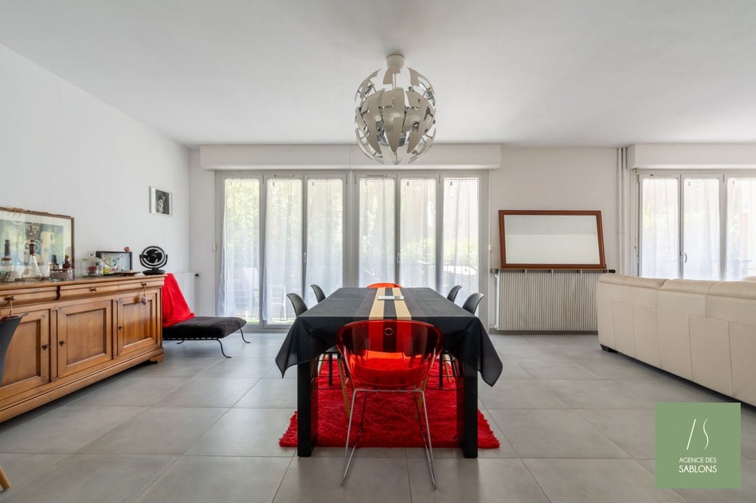 Apartment in Chatou, Ile-de-France, France 3 - 18548669