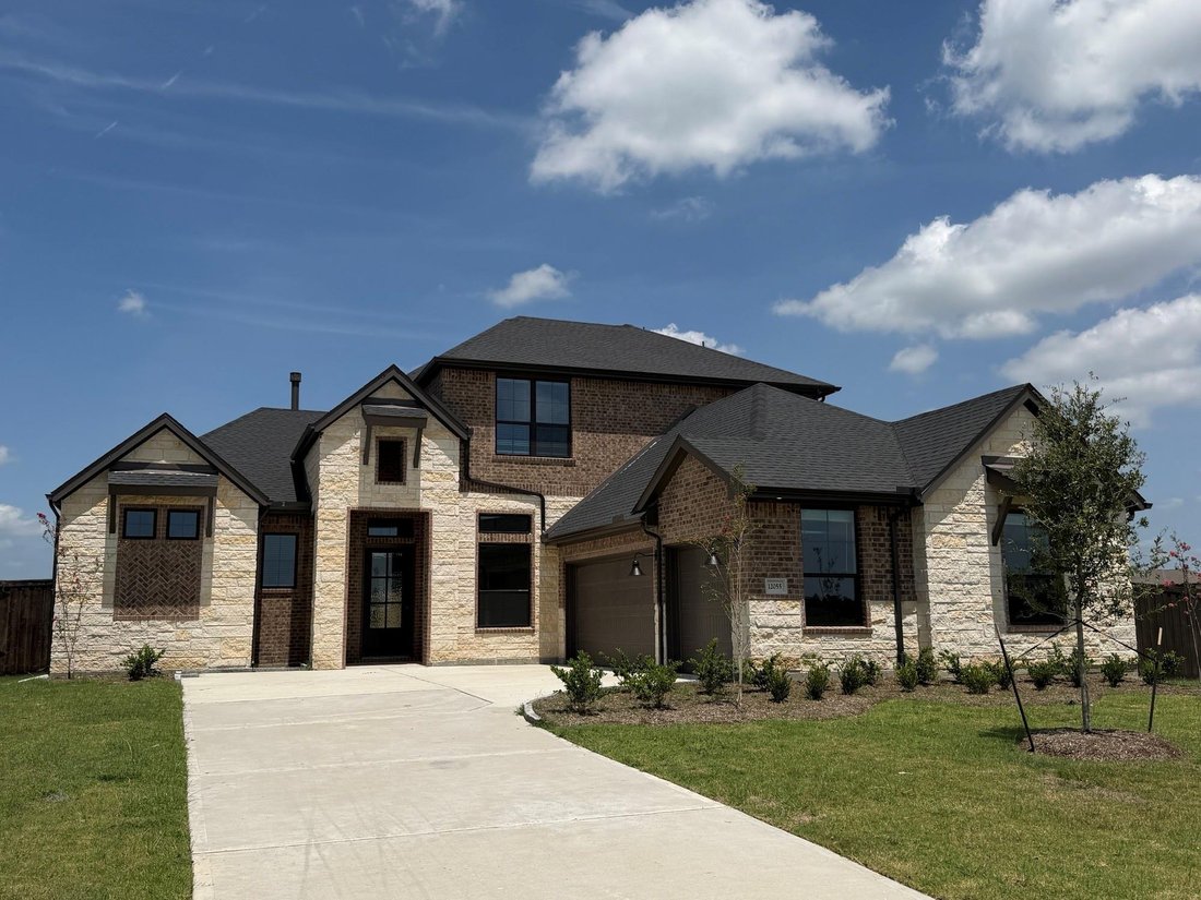 House in Mont Belvieu, Texas, United States 2 - 16576622